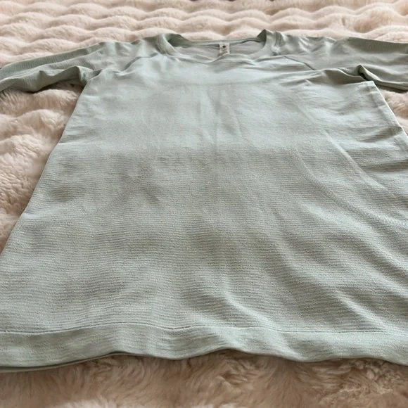 Lululemon Swiftly Tech Long Sleeve Shirt 
Distorted Static Delicate Mint sz 6 - Picture 11 of 16